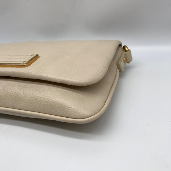 Marc Jacobs Cream Leather Flap Crossbody Bag - Picture 6 of 10
